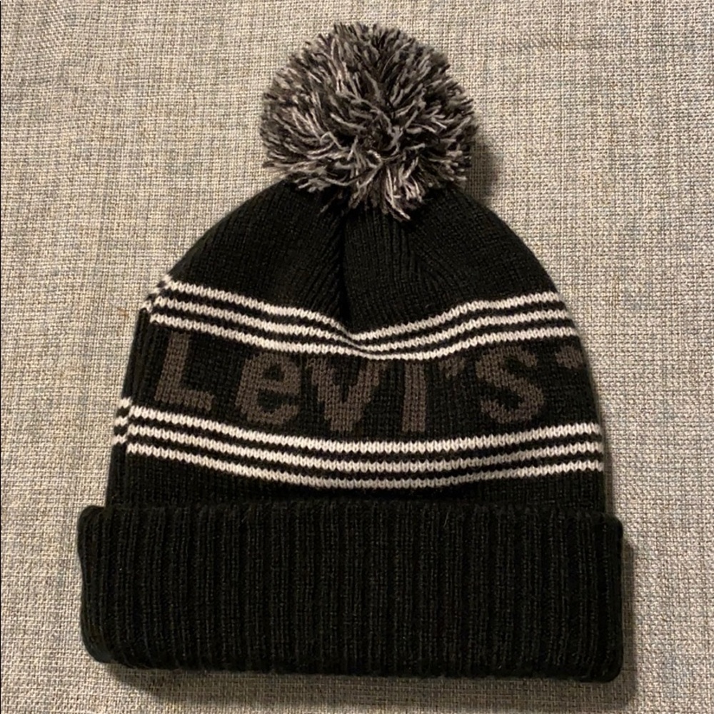 NWT Levi’s Youth Pom Beanie Hat - Picture 2 of 4